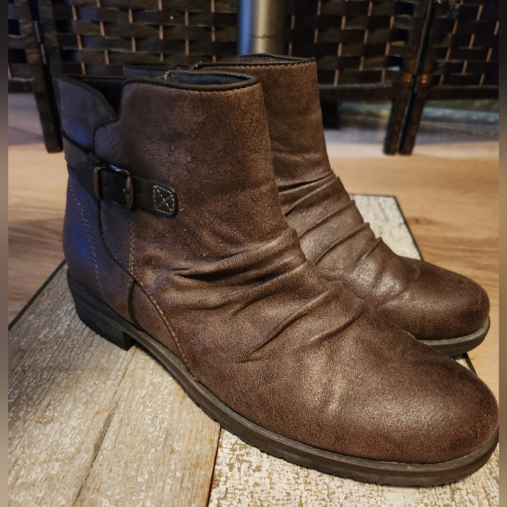 BareTraps Brown Ankle Boots